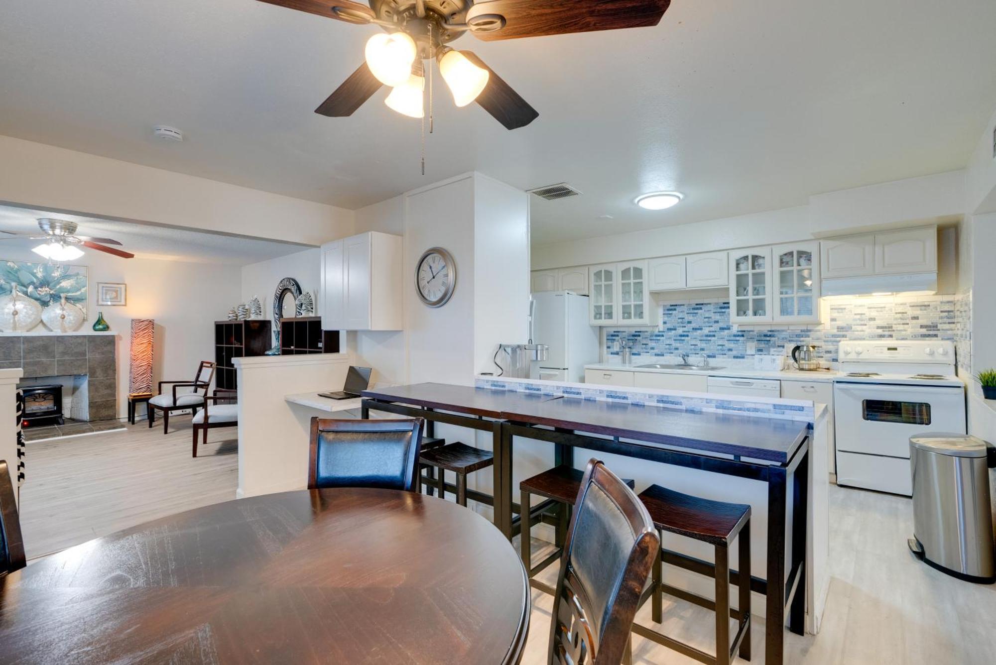 Breezy Fresno Home - Near Airport And Downtown Exterior photo
